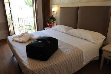 Super Relais Stella