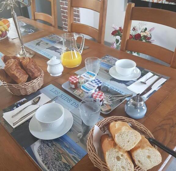 Bed and Breakfast Les Nids De La Baie