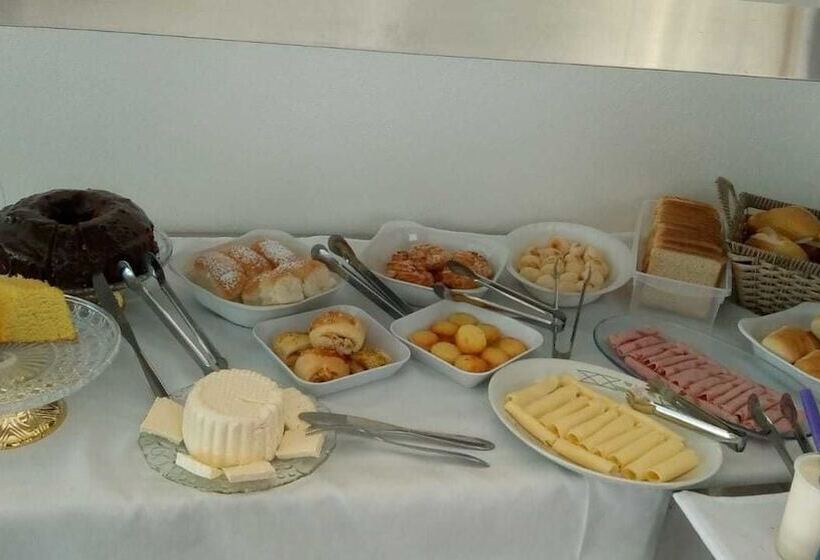 簡易ホテル Pousada Toda De Maria