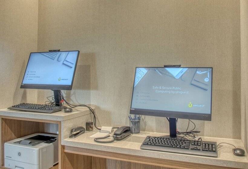 ホテル Fairfield Inn & Suites By Marriott Appleton