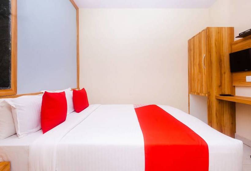 בית מלון כפרי Suncity By Oyo Rooms