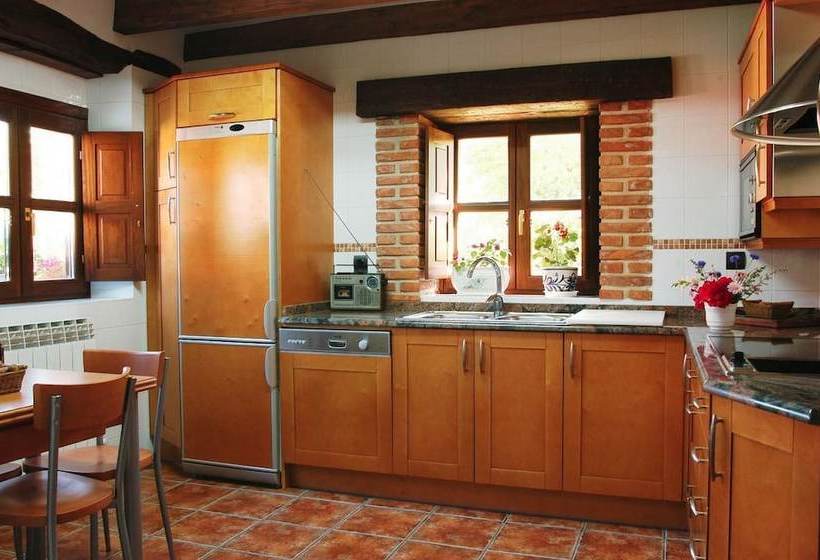 פנסיון Molino Solapeña