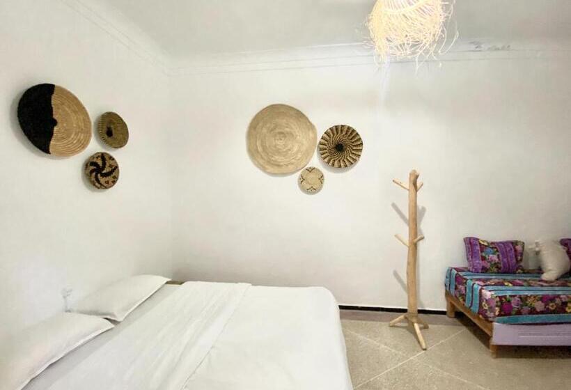 فندق صغير Kasbari House