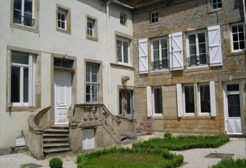 تختخواب و صبحانه Les Chambres Du Chapitre