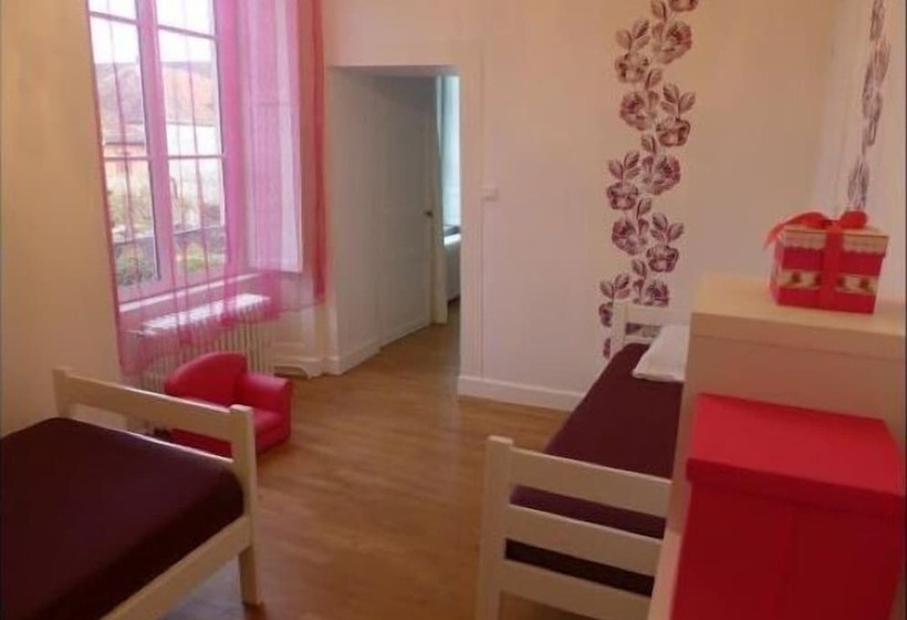 تختخواب و صبحانه Les Chambres Du Chapitre
