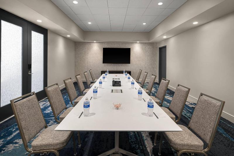 בית מלון כפרי Courtyard By Marriott Delray Beach
