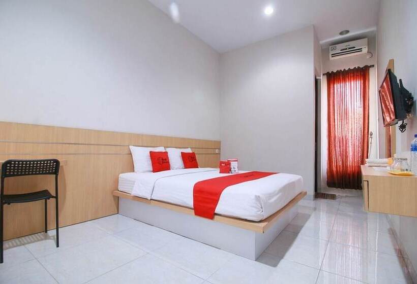 هتل Reddoorz Syariah Near Universitas Jenderal Soedirman