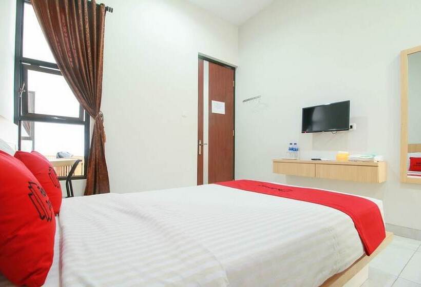 هتل Reddoorz Syariah Near Universitas Jenderal Soedirman