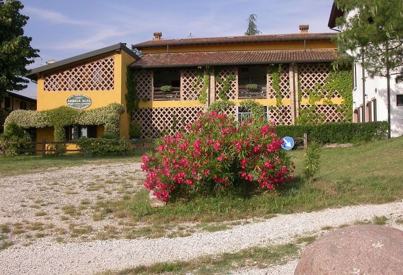 田舎風ホテル Arriga Alta