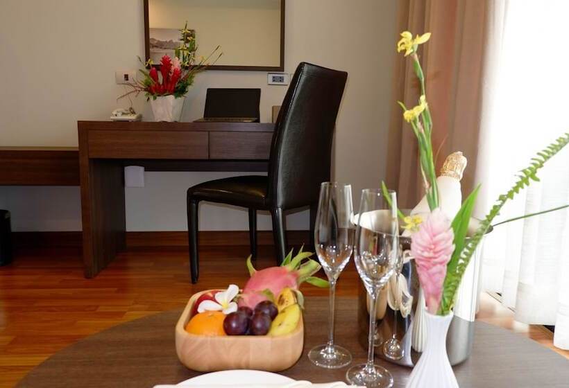 هتل Tmark Resort Vang Vieng