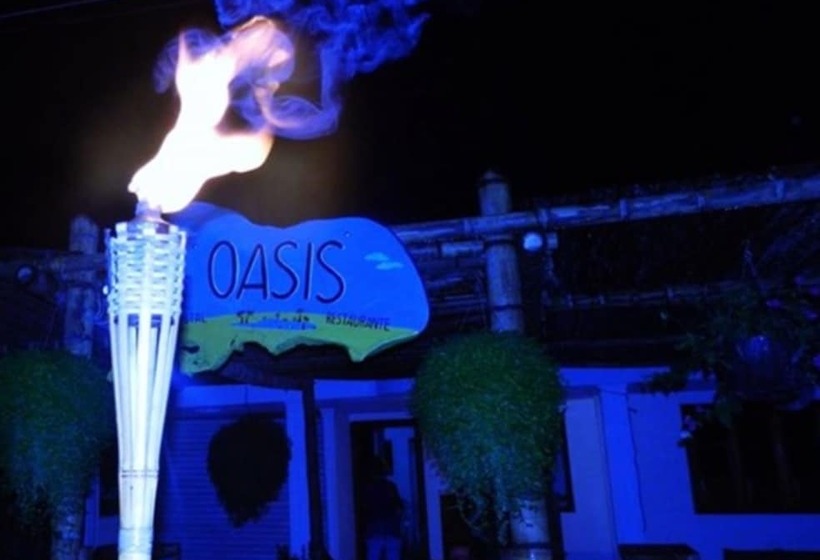 Oasis Hostal Restaurante
