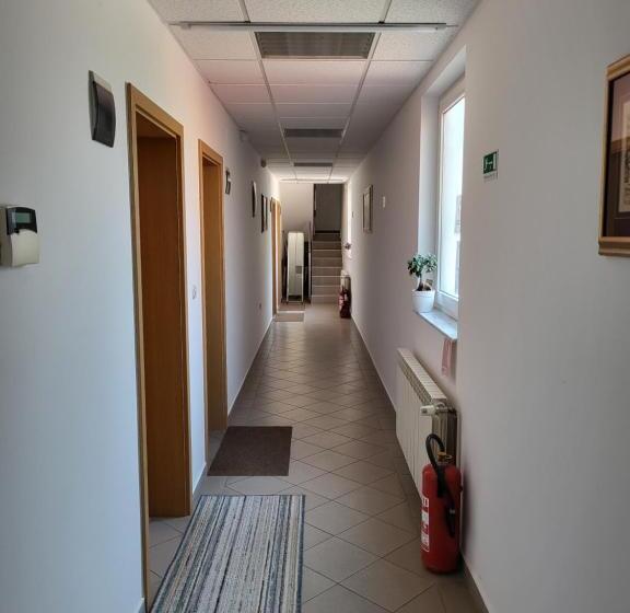 بنسيون Guest House Talas