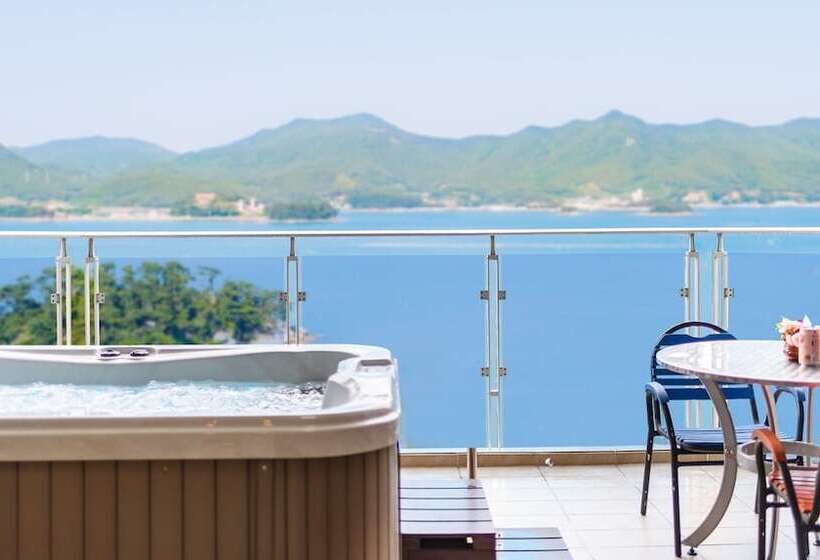 Tongyeong Honey Spa Pension