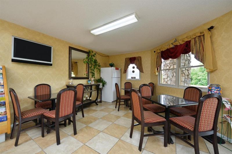 בית מלון כפרי Americas Best Value Inn Canton, Nc