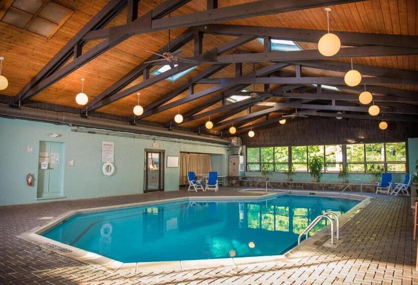 هتل Bayside Resort, Lake George Ny