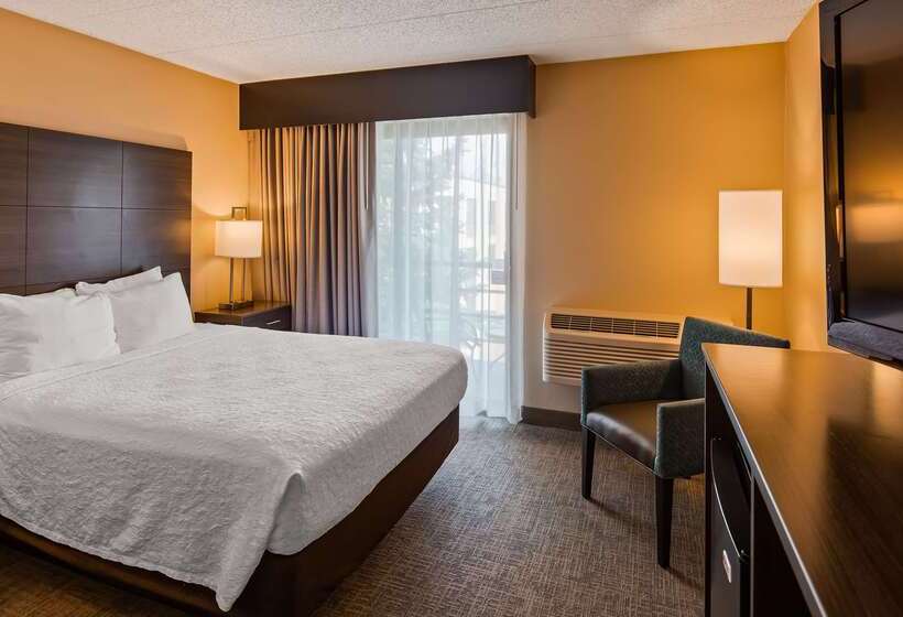 هتل Best Western East Towne Suites