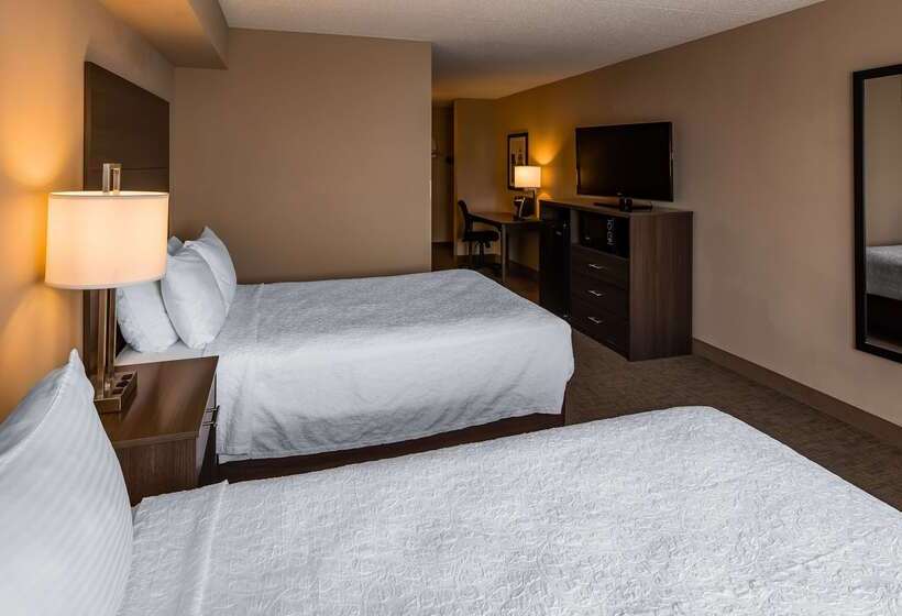 هتل Best Western East Towne Suites