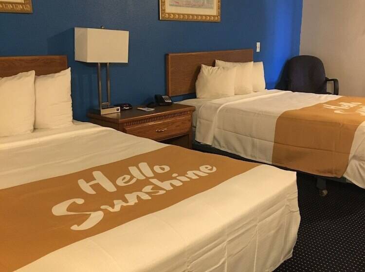 فندق Days Inn By Wyndham Pocatello University Area