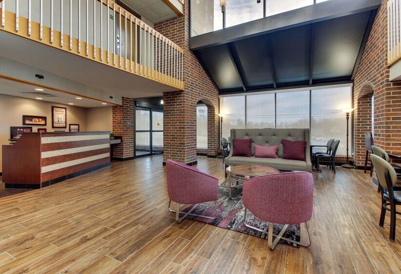 ホテル Drury Inn & Suites Poplar Bluff