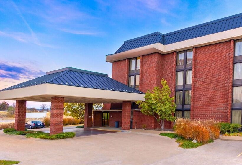 酒店 Heritage Inn & Suites St. Louis/fenton, Trademark By Wyndham