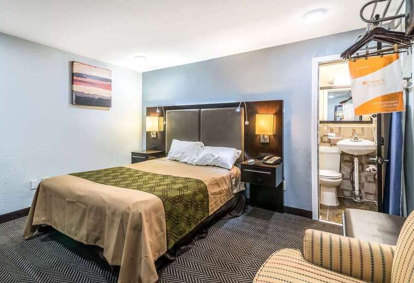 فندق Econo Lodge Rutland City Near Hwy 7