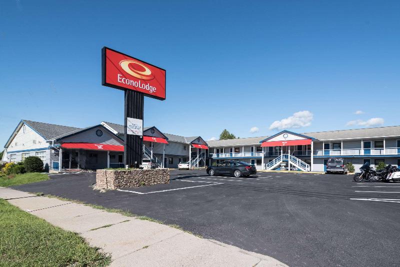 فندق Econo Lodge Rutland City Near Hwy 7