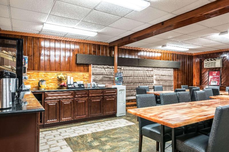 فندق Econo Lodge Rutland City Near Hwy 7