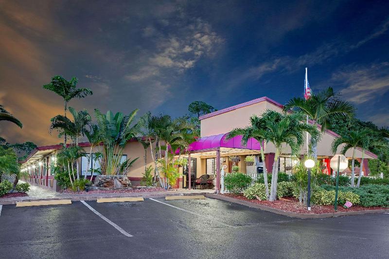 فندق Knights Inn Port Charlotte
