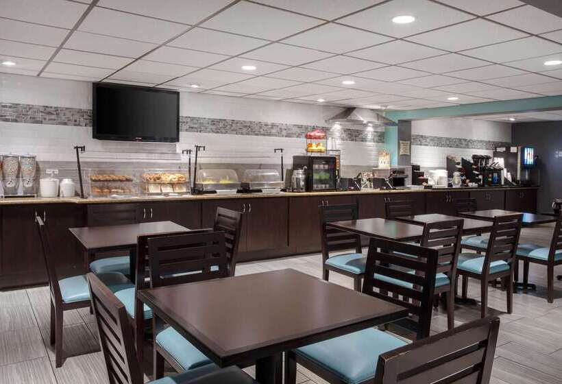 فندق La Quinta Inn By Wyndham Cocoa Beachport Canaveral