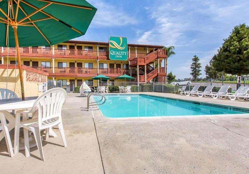 فندق Quality Inn