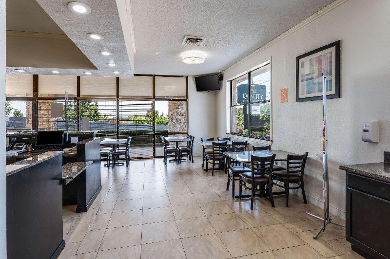 هتل Quality Inn & Suites Hot Springslake Hamilton