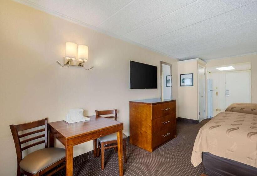 هتل Quality Inn & Suites Ocean City Fenwick