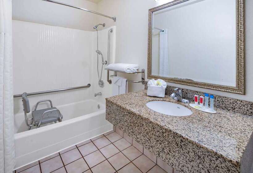 Super 8 By Wyndham San Diego Hotel Circle