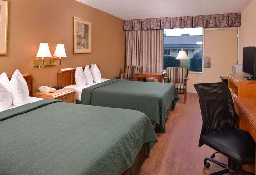 모텔 Quality Inn Dutch Inn