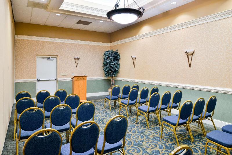 모텔 Quality Inn Dutch Inn