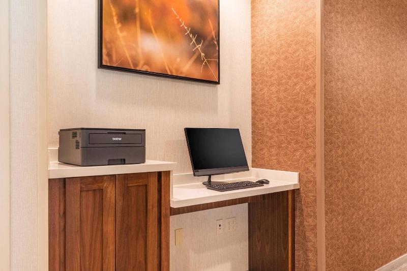 هتل Fairfield Inn & Suites By Marriott Corpus Christi Central