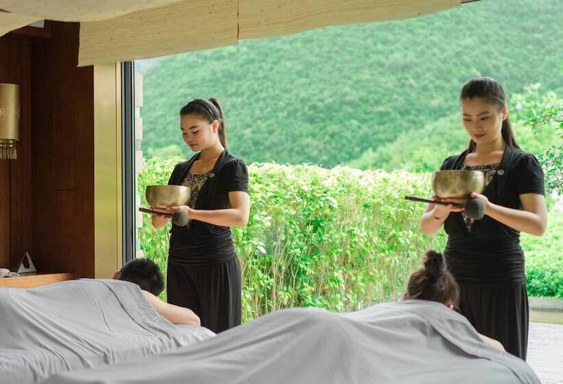 هتل The Lost Stone