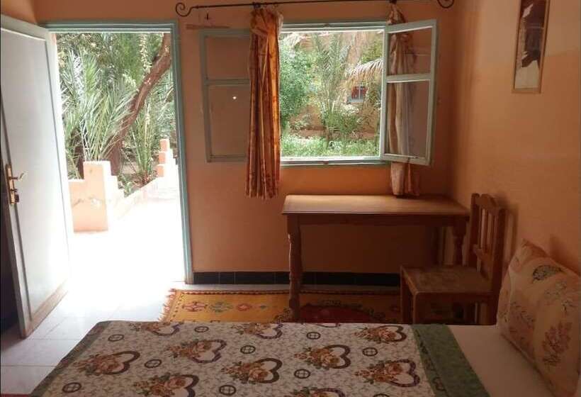 مبيت وإفطار Maison D Hotes Au Jardin De Tamnougalt