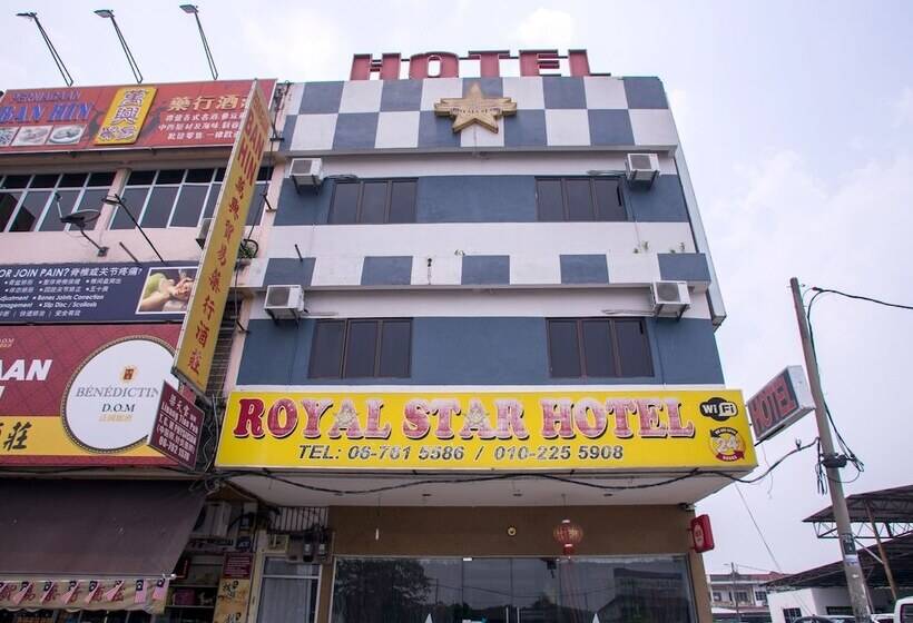 هتل Royals Star