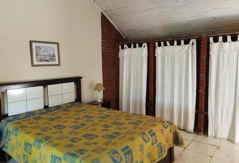 بنسيون Hostel Das Estrelas