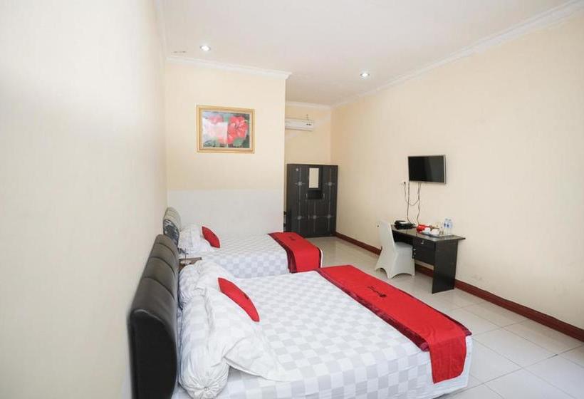 پانسیون Reddoorz Syariah Near Bundaran Joeang