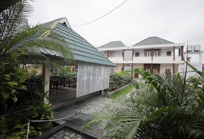 پانسیون Reddoorz Syariah Near Bundaran Joeang