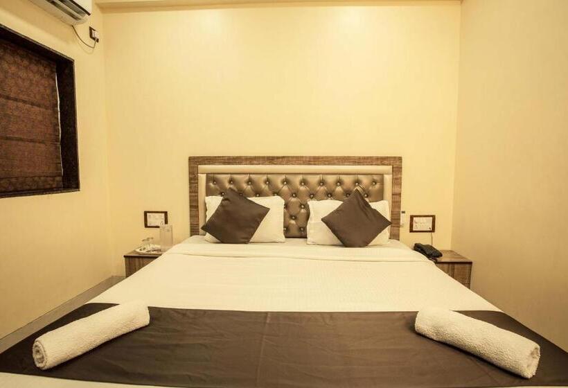 호텔 Apsara Near Jj Hospital