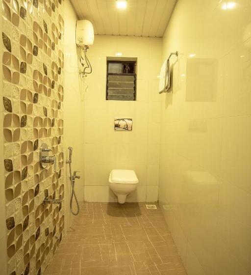 호텔 Apsara Near Jj Hospital