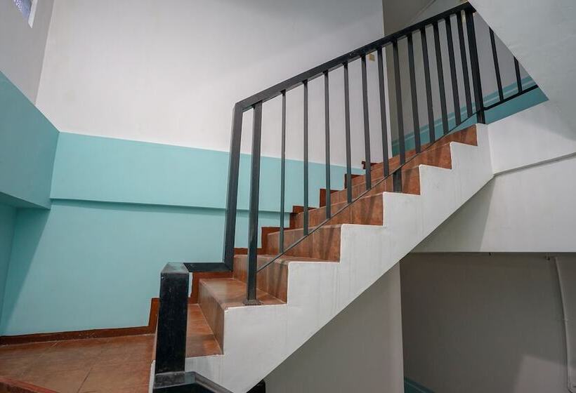 هتل Oyo 1844 Bravo Residence