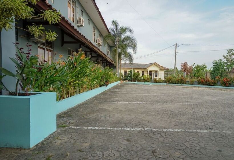 هتل Oyo 1844 Bravo Residence