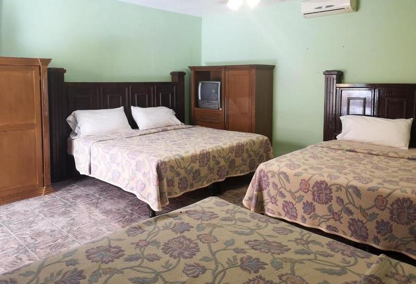 فندق Villa Escondida