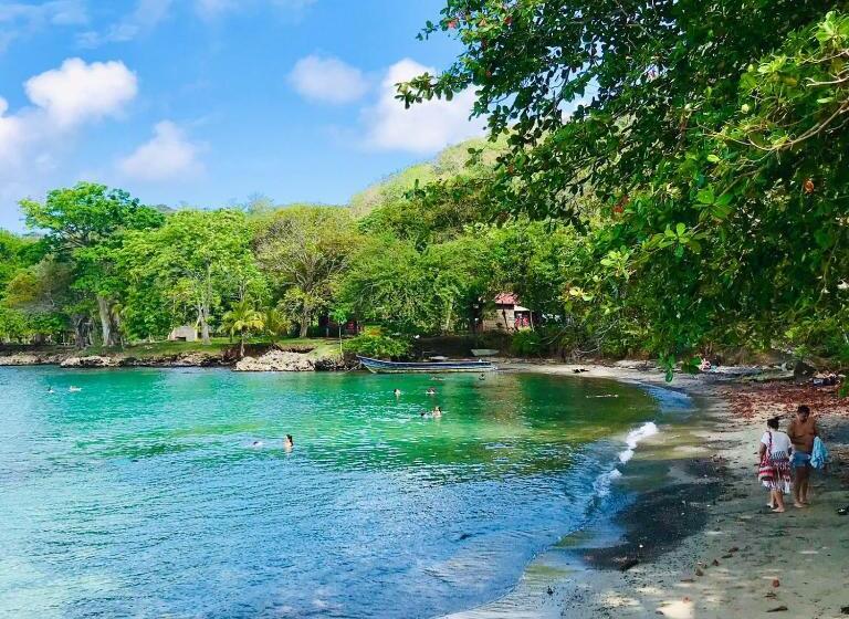 هاستل Hostal Doble Vista