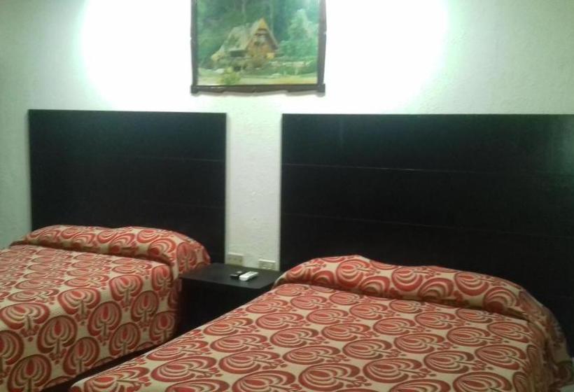 فندق Nieto Express