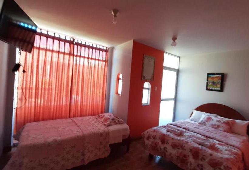 بنسيون Marlon's House Nasca